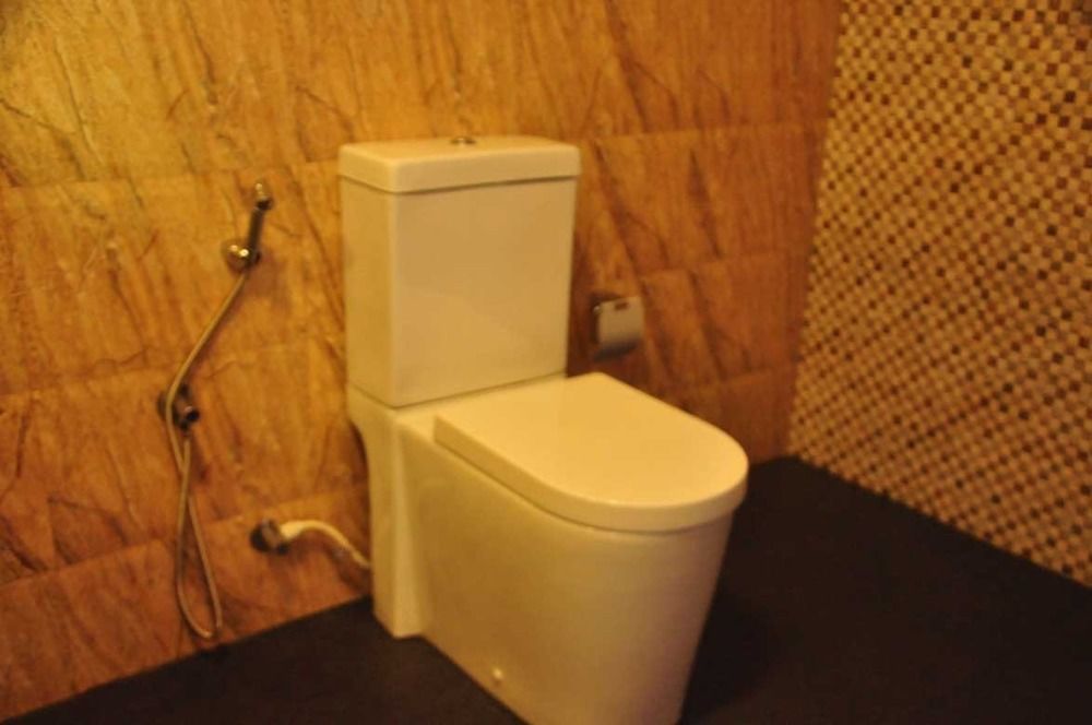 אונה ואטונה Asantha Guest House מראה חיצוני תמונה