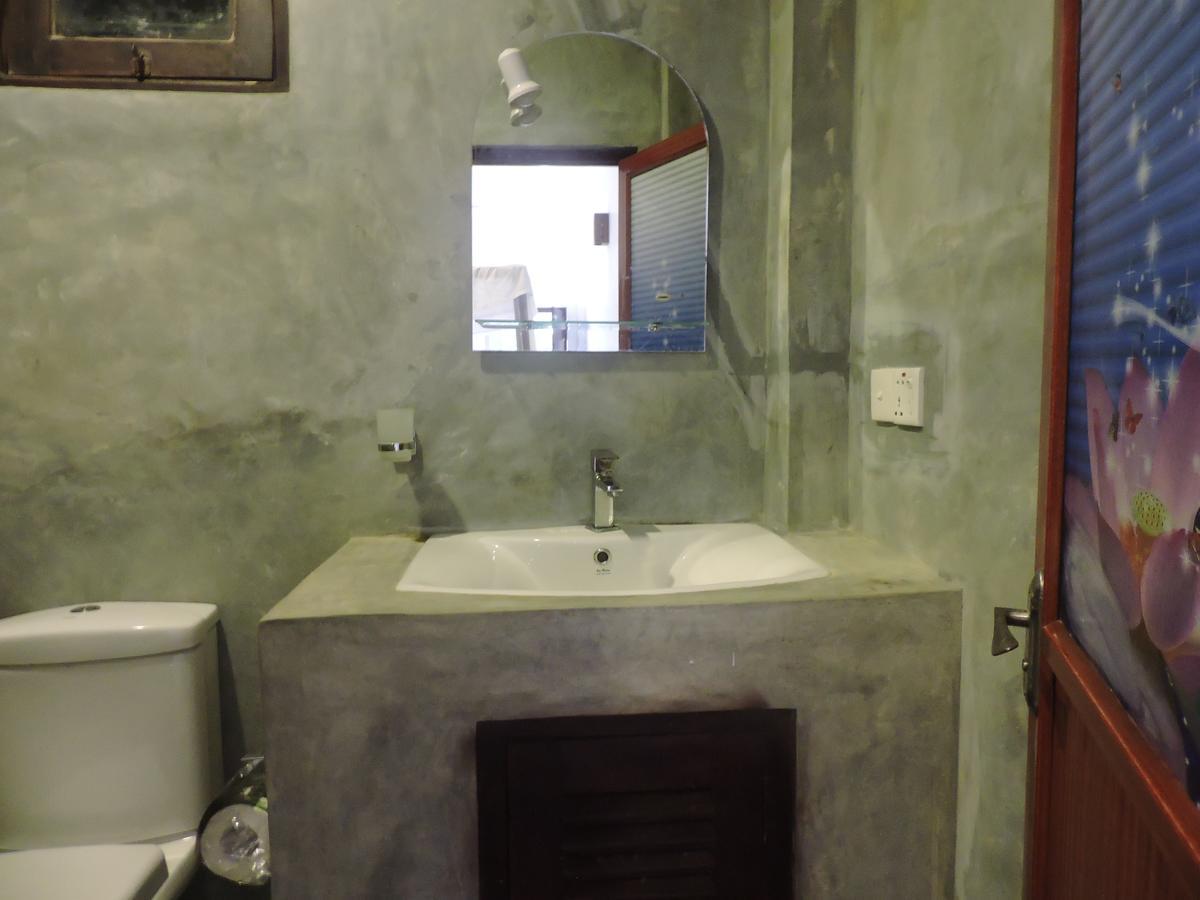 אונה ואטונה Asantha Guest House מראה חיצוני תמונה